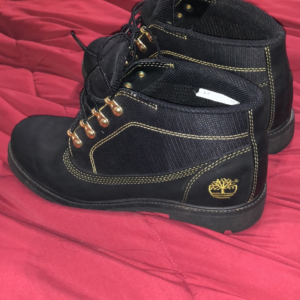 🔥Very Rare Retro Timberlands🔥 - Picture 5 of 8